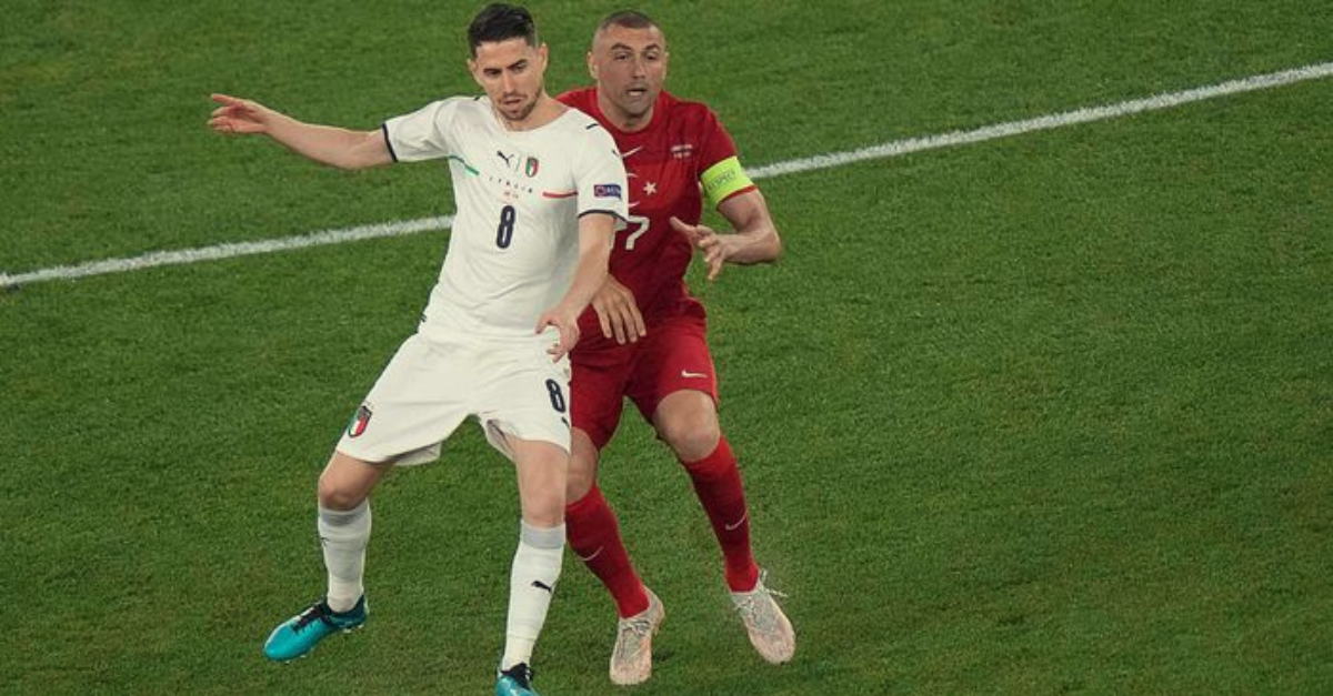 Chuyển động EURO: Jorginho thăng hoa, mở ra chiến thắng cho tuyển Italy