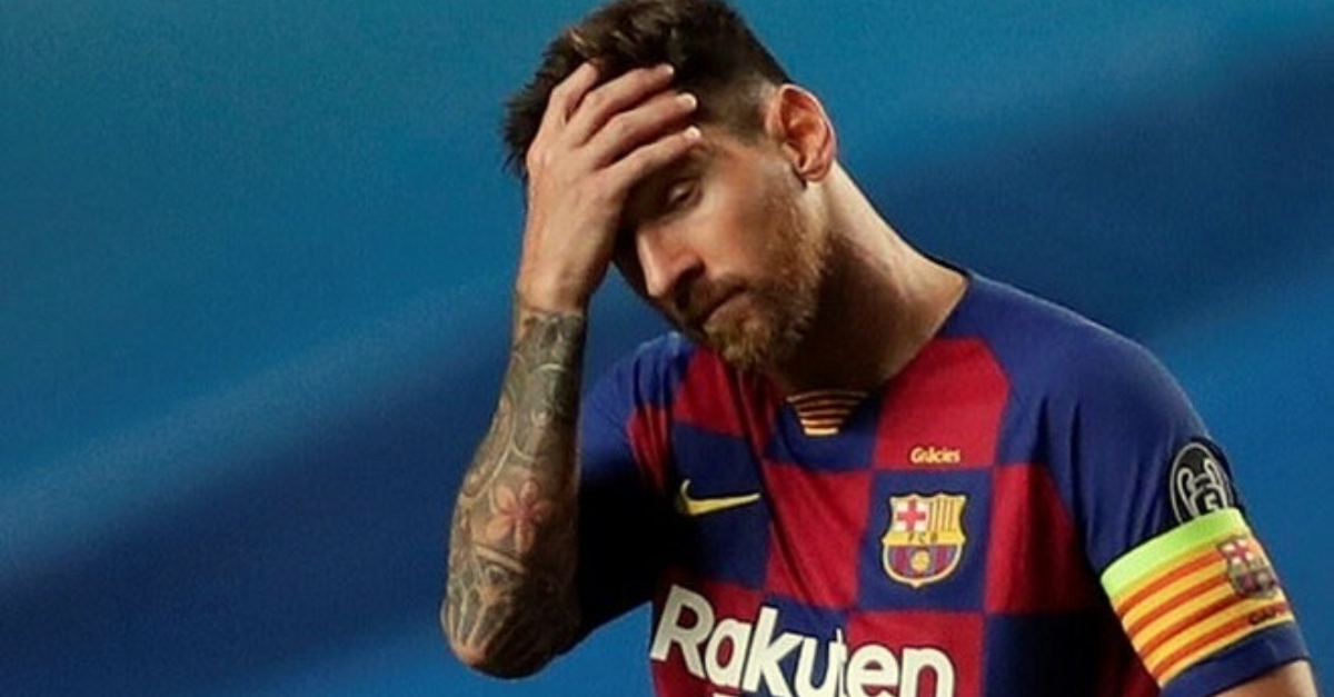 Bên lề: Lionel Messi chính thức chia tay Barcelona
