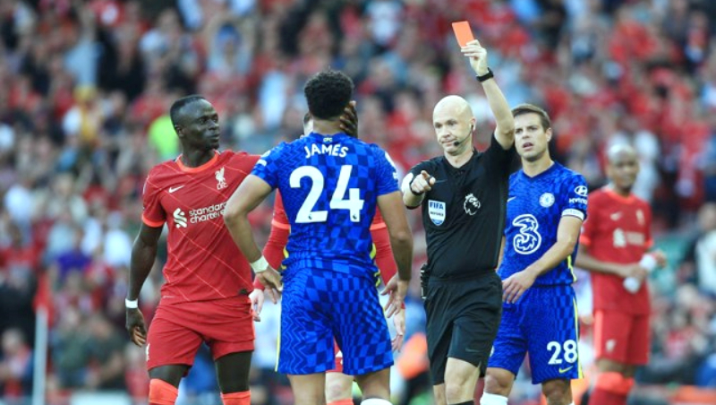 Reece James nói gì về chiếc thẻ đỏ trước Liverpool?