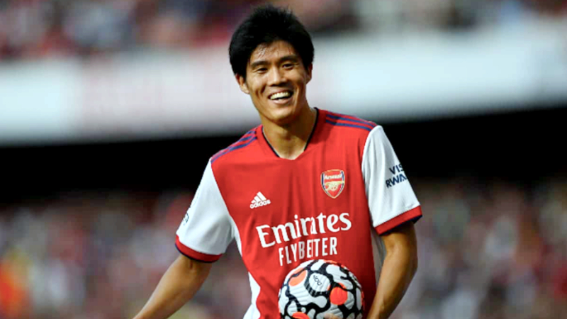 Tomiyasu nói gì sau màn ra mắt ấn tượng tại Arsenal?