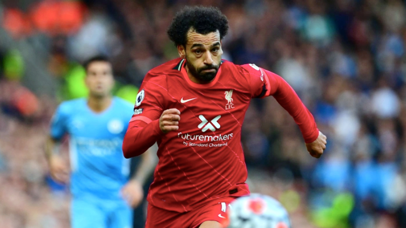 Carragher hối thúc Liverpool nhanh chóng “trói chân” Salah