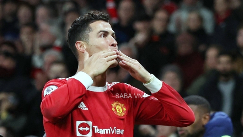 6 cú hat-trick đáng nhớ nhất trong sự nghiệp “quần đùi áo số” của Ronaldo