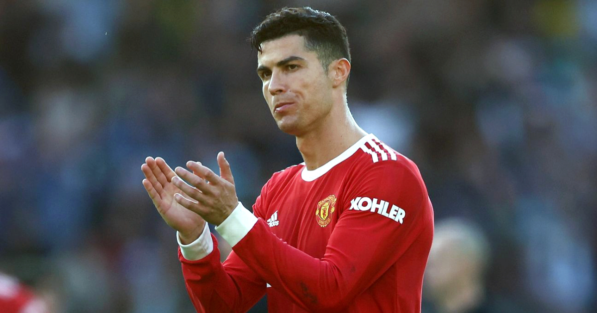 “Nếu Ronaldo muốn rời MU, hãy để cậu ấy ra đi”